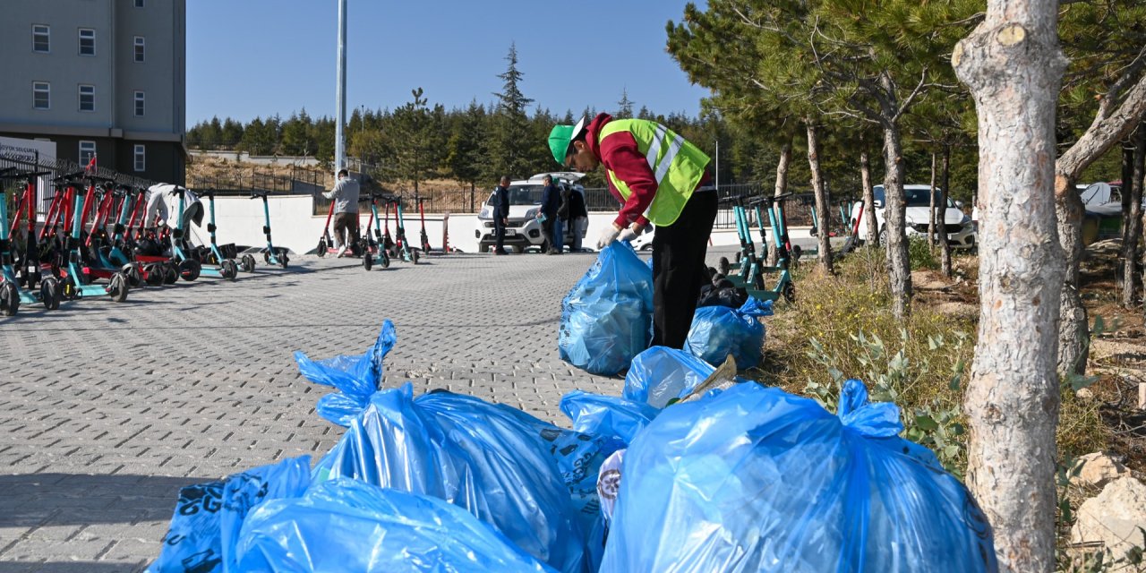 Selçuklu çevreyi gündemde tutmaya devam ediyor! “Temiz Mahalle Temiz Selçuklu” etkinlikleri sürüyor