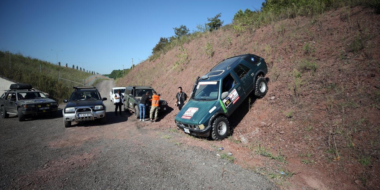 Petlas 2022 Türkiye Off-Road Şampiyonası, Sakarya'da devam ediyor