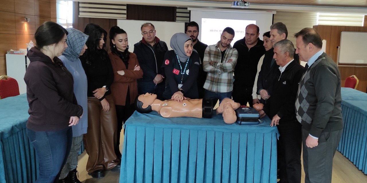 Konya'da basın mensupları ilk yardım öğreniyor! Eğitimler başladı