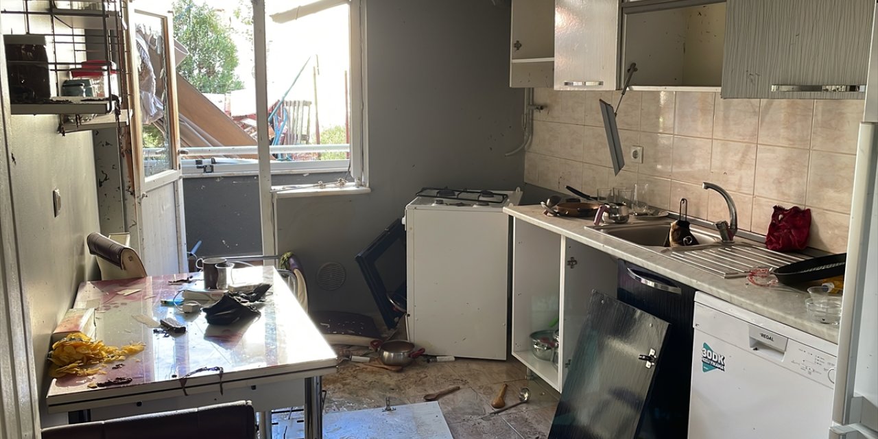 Kocaeli'de apartman dairesinde doğal gaz patlaması nedeniyle 1 kişi yaralandı
