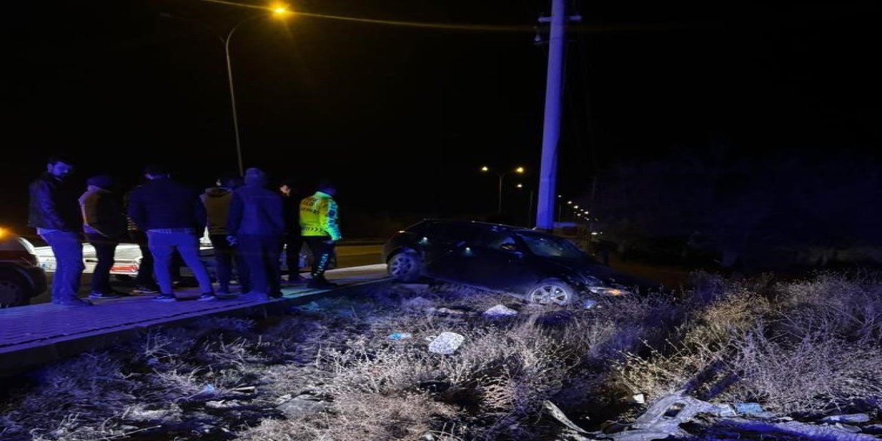 Konya'da otomobil yoldan çıktı! 1 yaralı