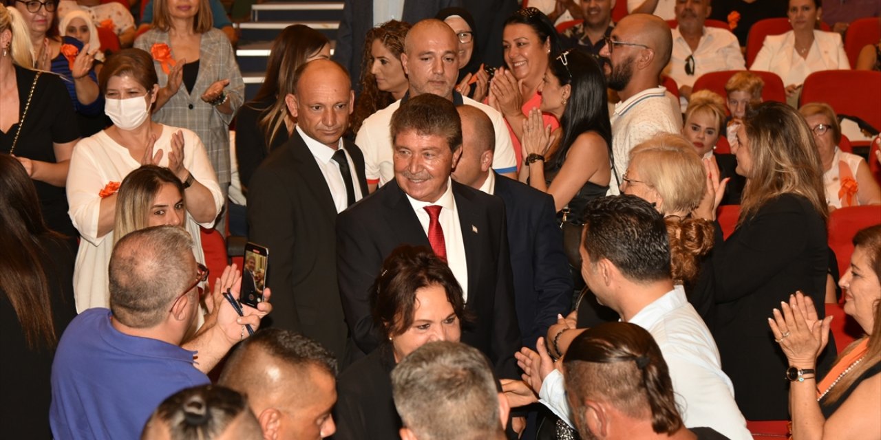 KKTC'de UBP'nin yeni Genel Başkanı Ünal Üstel oldu