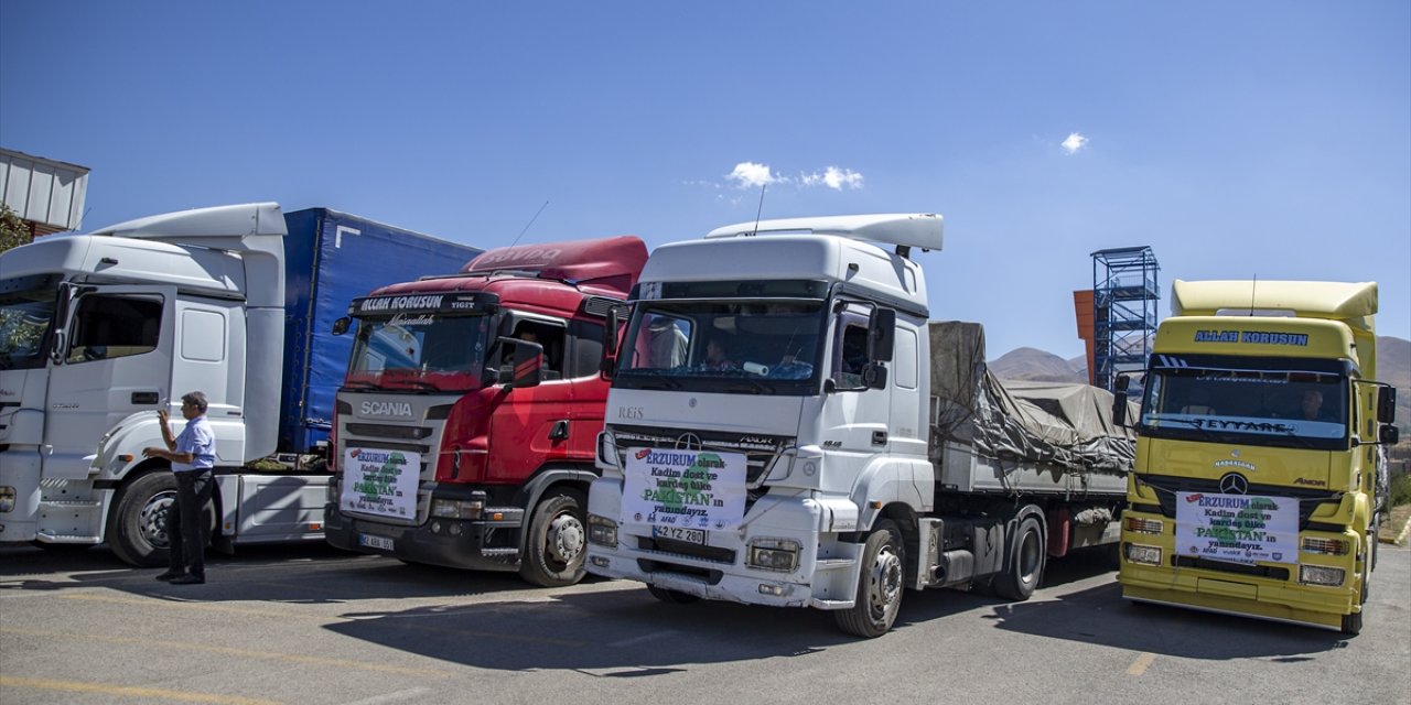 Erzurum'dan Pakistan'daki sel bölgesine 4 yardım tırı gönderildi