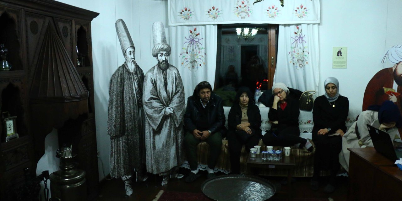 Konya'nın İslam Düşünürü Hz. Mevlana aşkı her yerde!