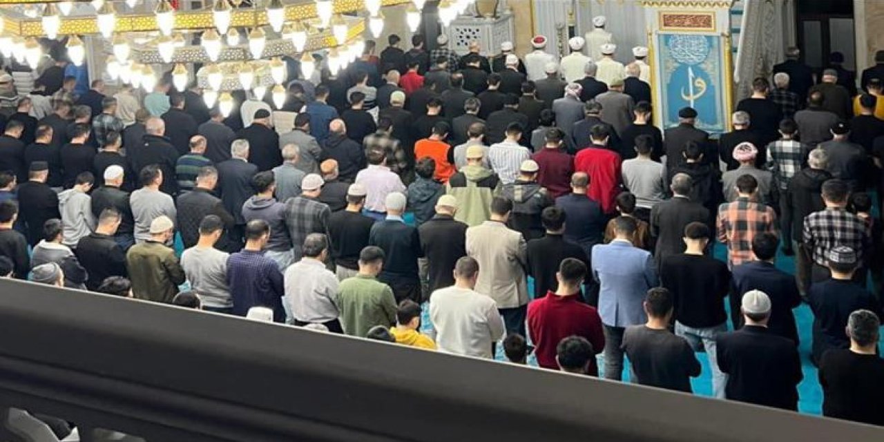 Hakkari'de Osmanlı geleneği: Enderun usulü teravih namazı!