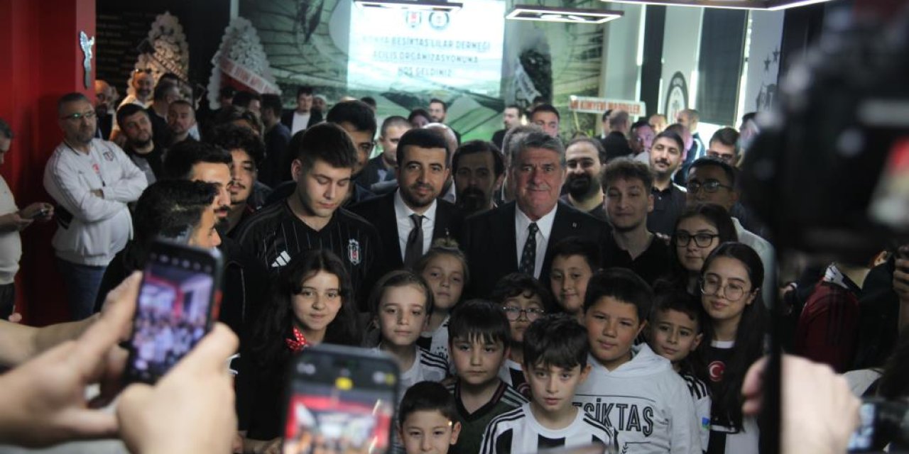 Serdal Adalı, Konya Beşiktaşlılar Derneği'nin yeni yerinin açılışına katıldı