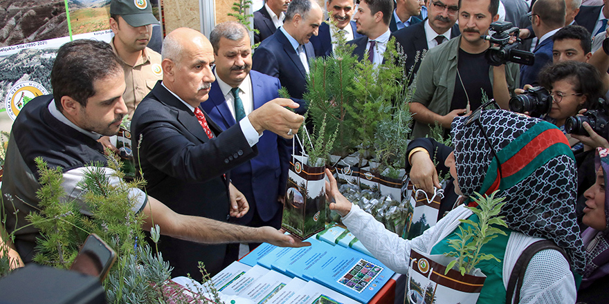 Tarım ve Orman Bakanı Vahit Kirişci, Konya'da