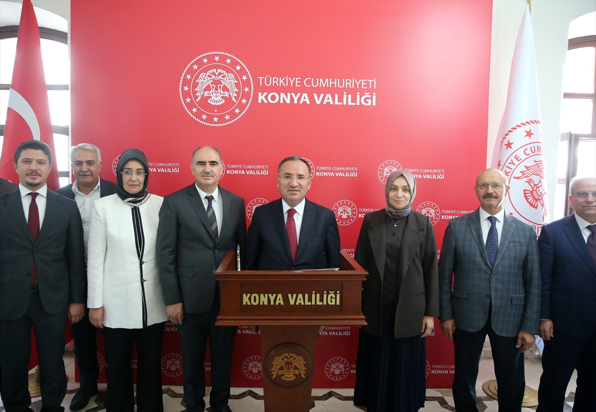 Bakan Bozdağ Konya Valiliğini Ziyaret etti.