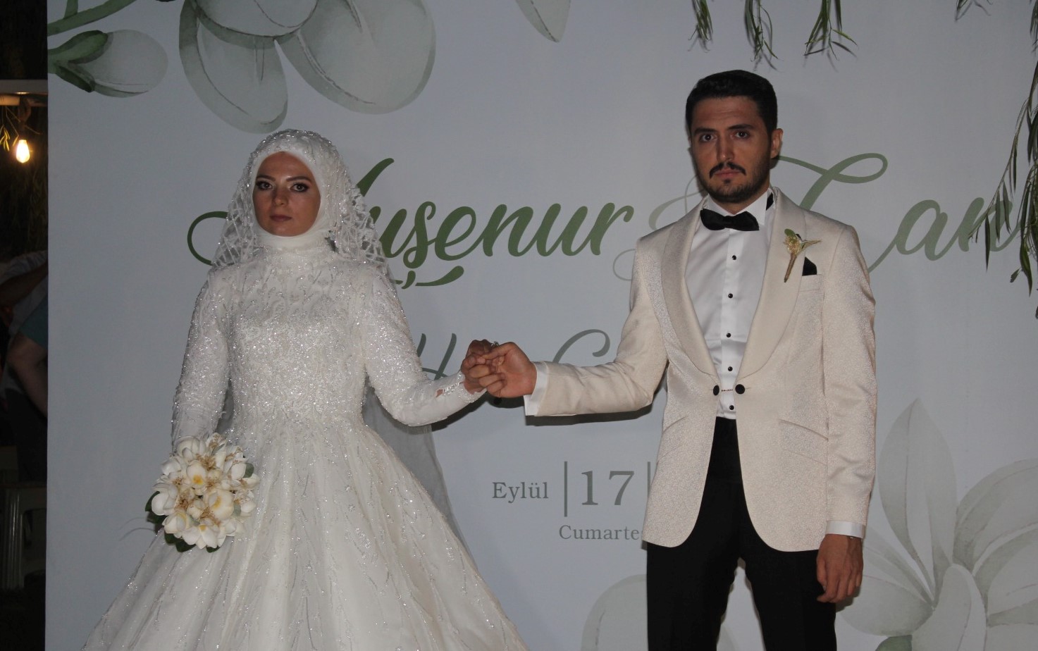 Ayşenur ile Can’a Mutluluklar