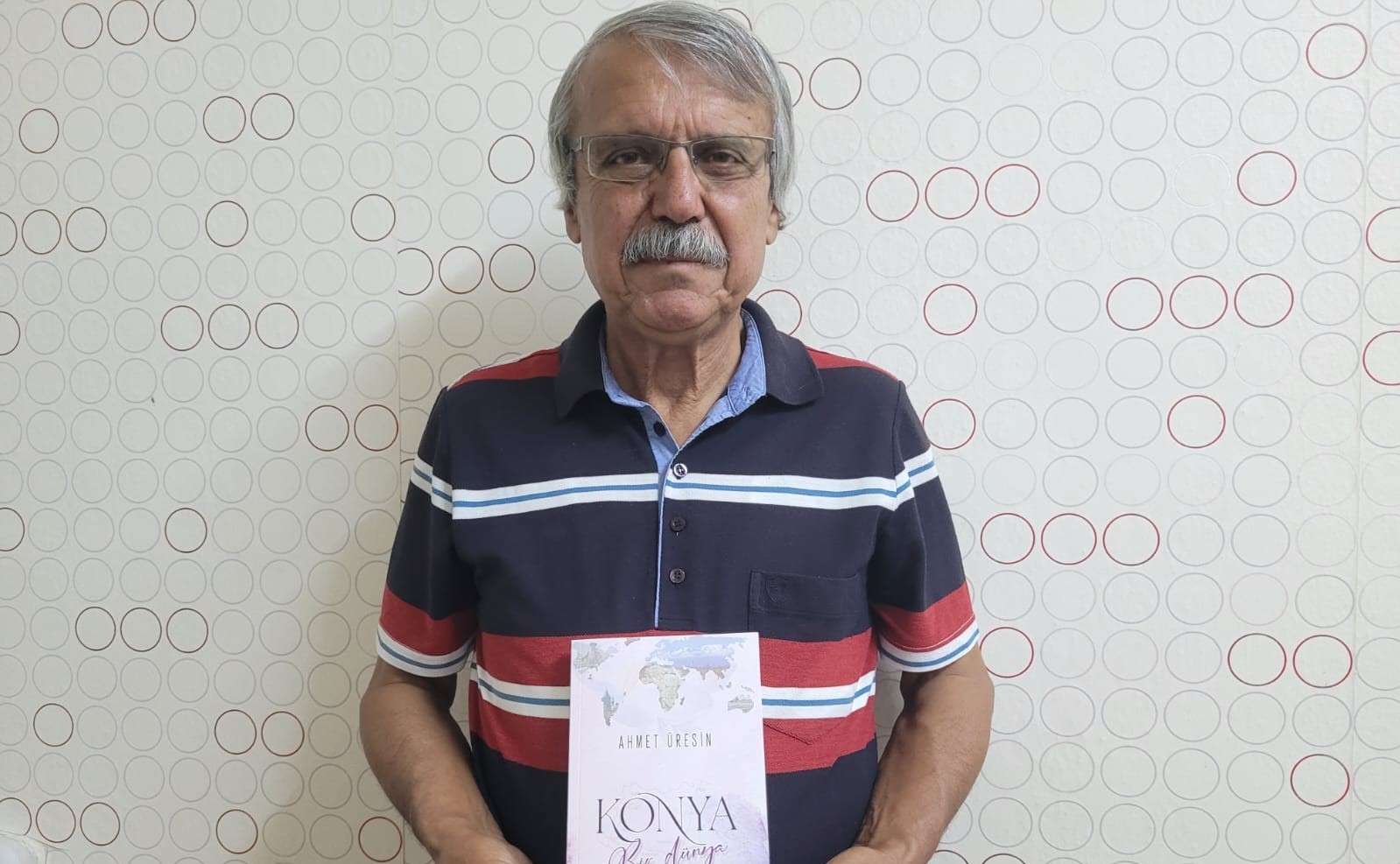 Üresin'in,  Konya Bir Dünya adlı şiir kitabı yayınlandı