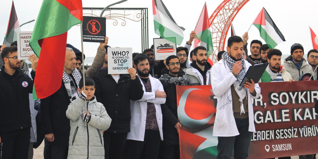 Samsun'da sağlık çalışanlarından "Sessiz Gazze Yürüyüşü"