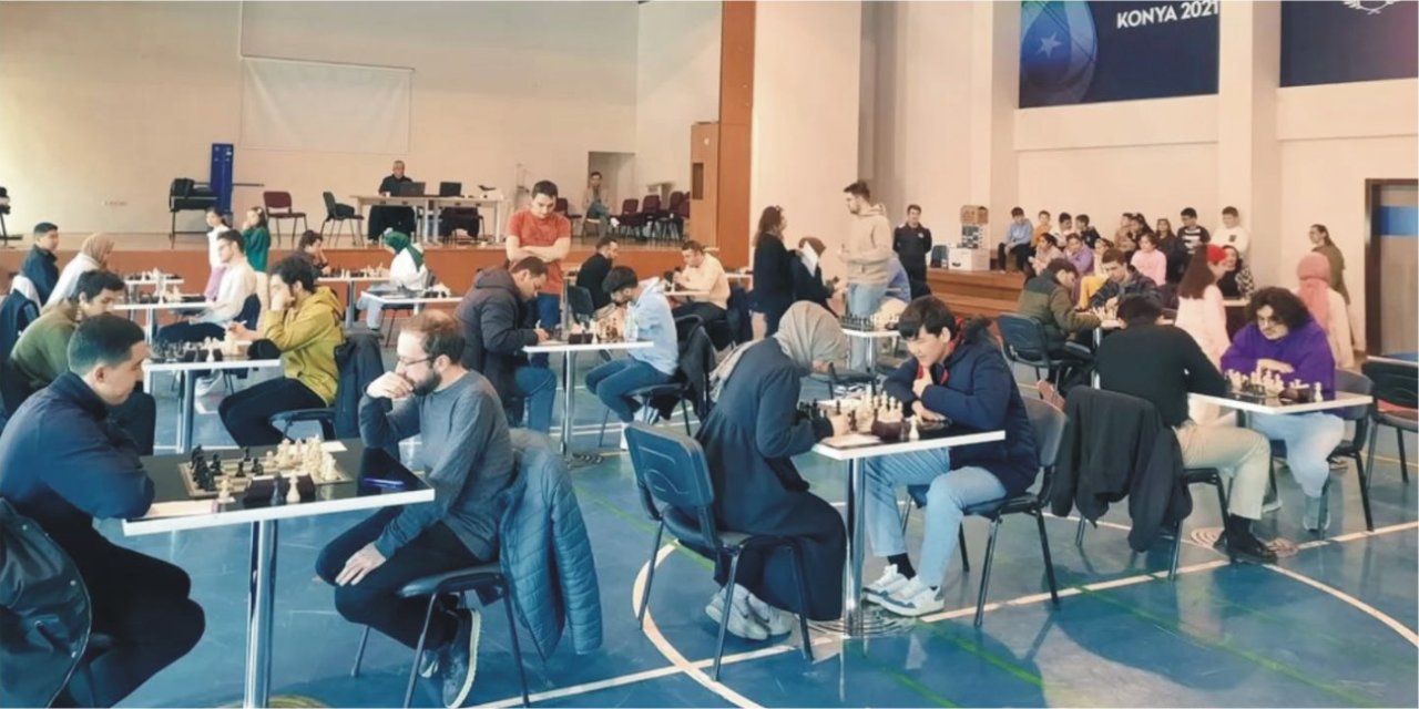Konya’da zihinler yarıştı: Özel Yurtlar Arası Satranç Turnuvası nefes kesti!