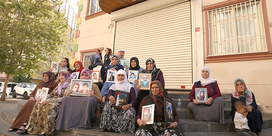 Diyarbakır anneleri evlat nöbetini kararlılıkla sürdürüyor