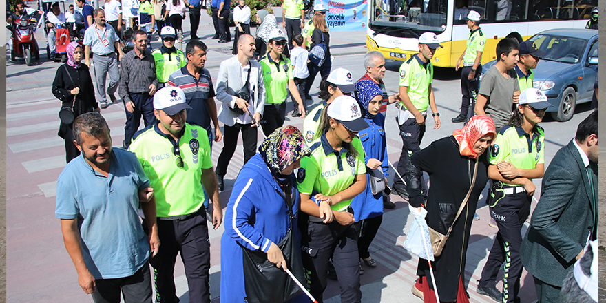 Konya'da "Yayalar İçin 5 Adımda Güvenli Trafik" etkinliği düzenlendi