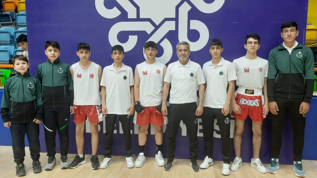 Karataylı sporcuların altın madalya başarısı: Başarılı performanslar elde ettiler