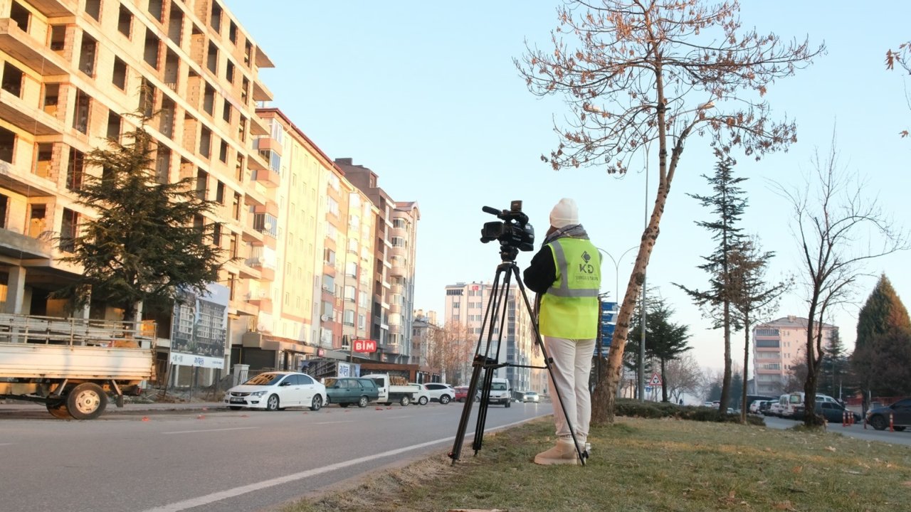 Konya'nın ilçesindeki belediyede trafik yoğunluğuna çözüm aranıyor: Ekip sahada çalışıyor