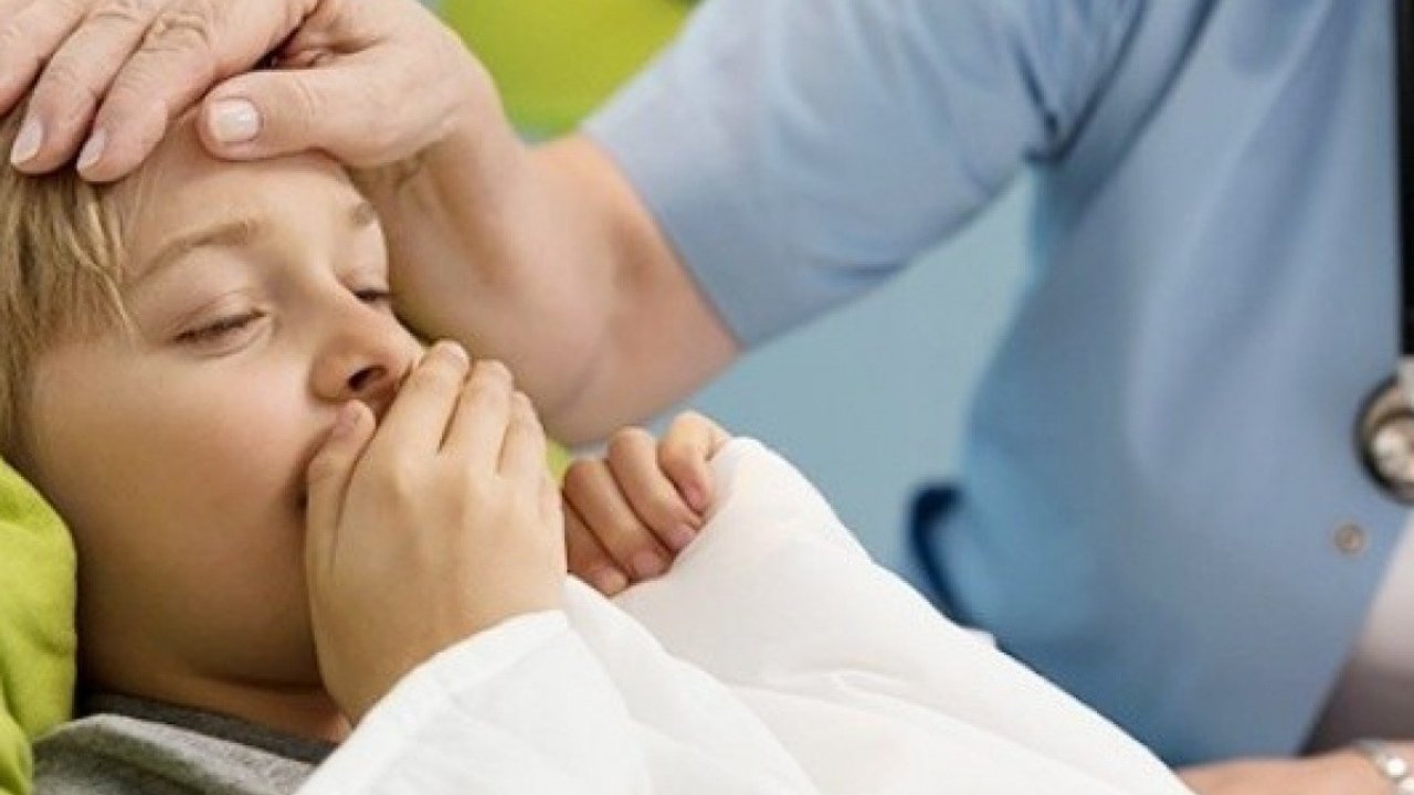 Anne ve babalar dikkat: Çocuğunuz çok terliyorsa hafife almayın belirtisi olabilir