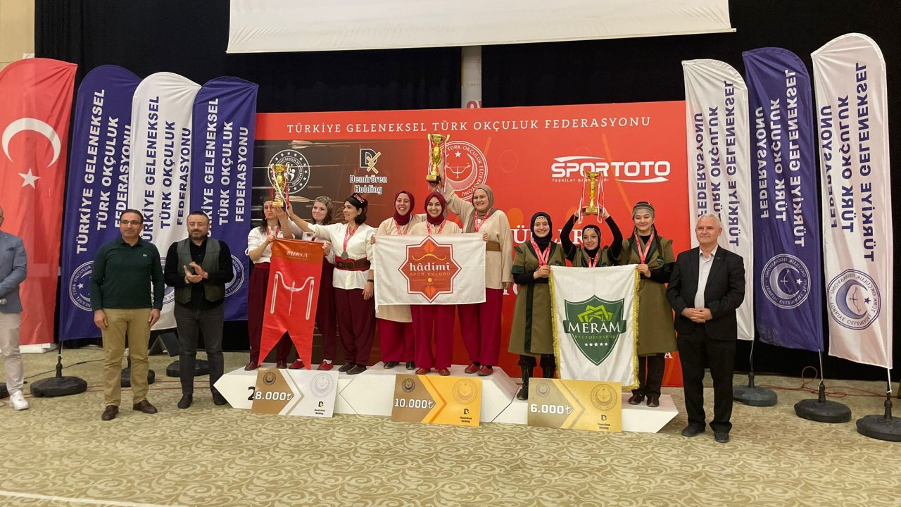 Meram Belediyespor madalyaya doymuyor