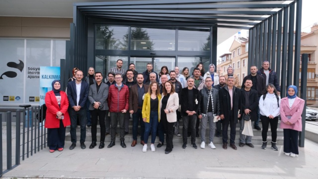 Konya’da Genç Ar-Ge Kapsamında “Araştırmacı Öğretmenler İş Birliği Toplantısı” yapıldı!