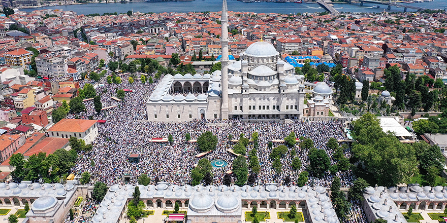 Mahmut Ustaosmanoğlu son yolculuğuna uğurlandı
