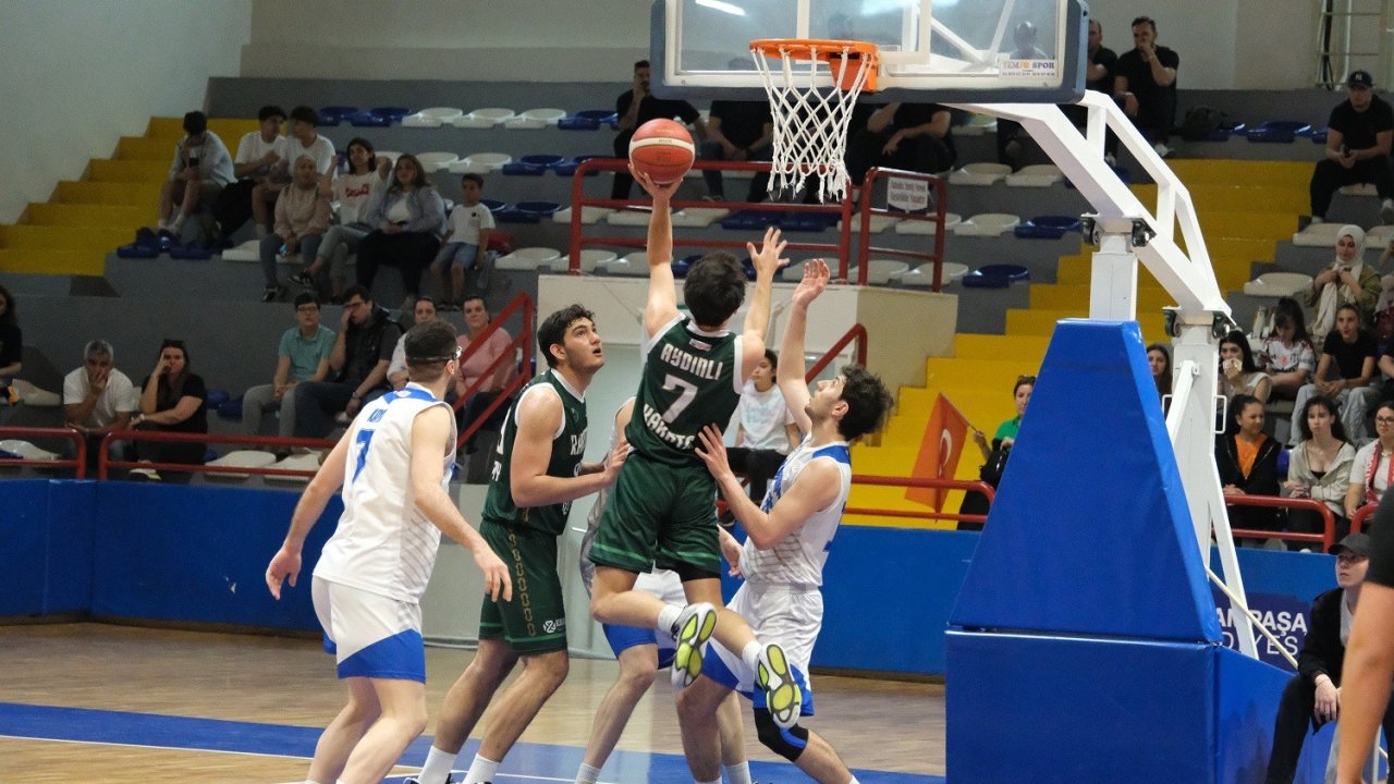 Karatay Belediyespor'un hedefi 2. Lig'e yükselmek: Son 12'de kalmayı başardılar