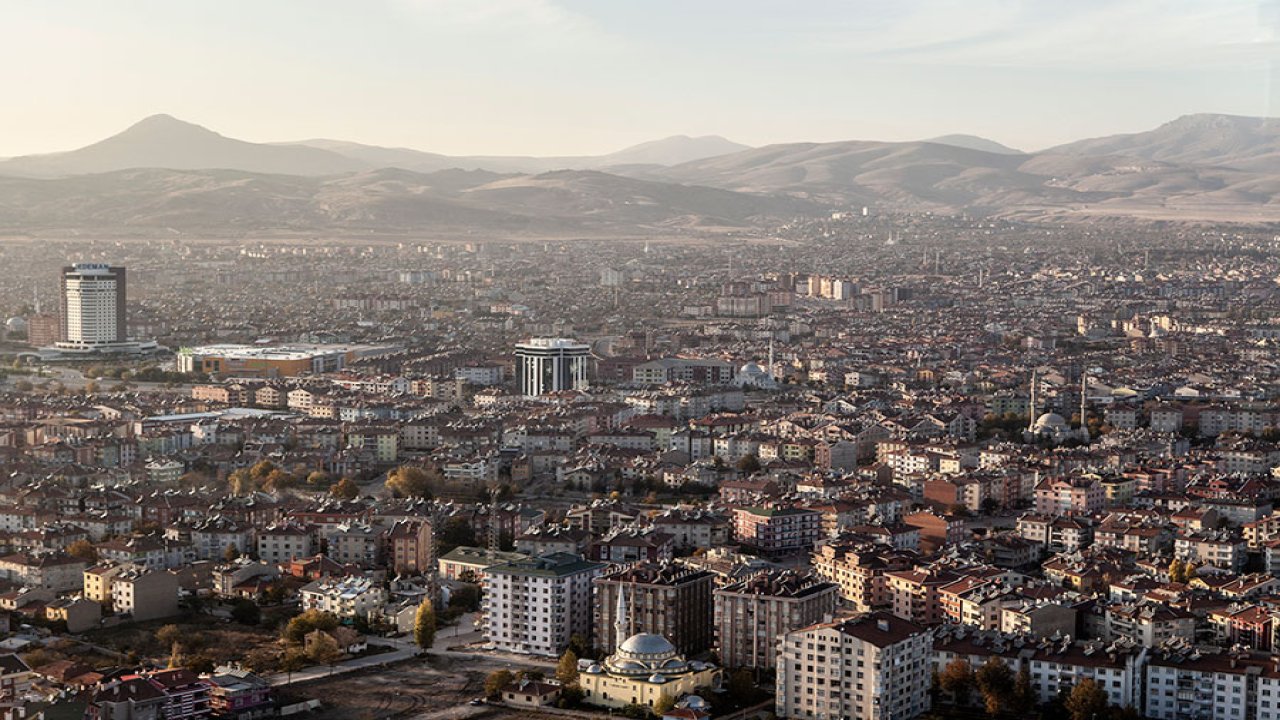 Konya’da Pazar Günü Bahar Havası: Parçalı Bulutlu ve Ilık Bir Gün Bekleniyor!