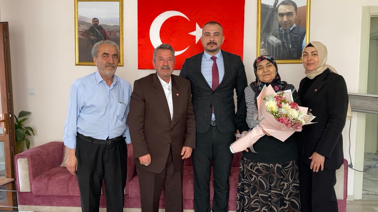 İletişim Başkanlığı Konya Bölge Müdürlüğünden Şehit Annesine Anlamlı Ziyaret!