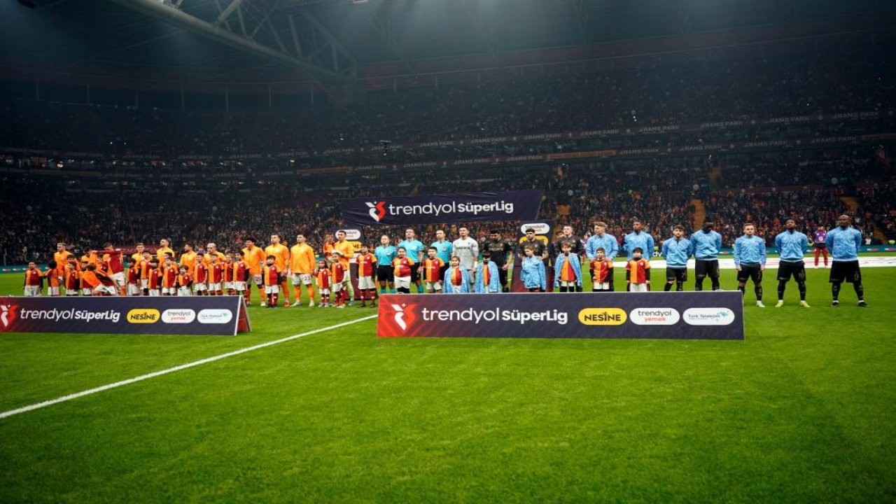 ZTK'da final heyecanı yaşanıyor:  Trabzonspor - Galatasaray maçı nefes kesecek