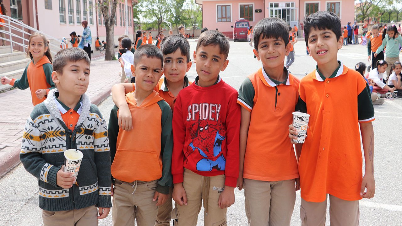 Cansuyu Derneği Konya Temsilciliği Okullarda Öğrencilerle Buluşuyor!