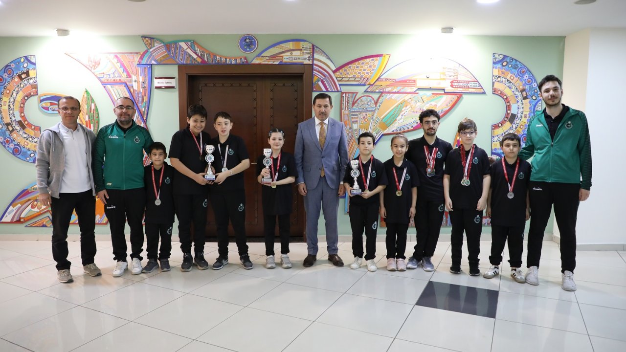 Karatay’ın gururu sporculardan Başkan Kılca’ya ziyaret