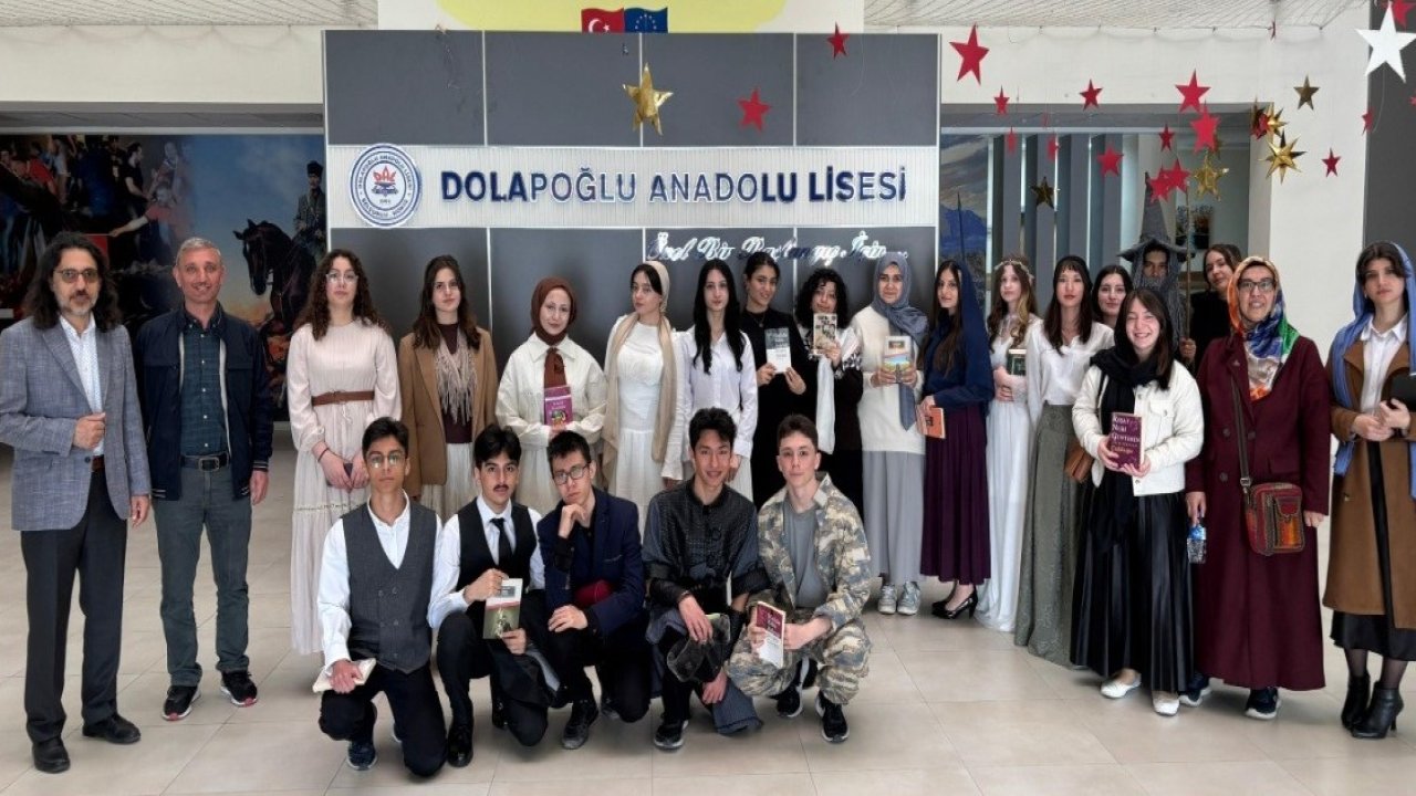 Kitap Kahramanları Aramızda
