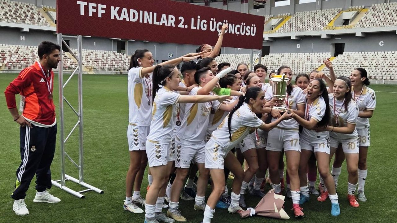 Genç Ülkümspor, TFF Kadınlar 1. Ligi’ne yükseldi!