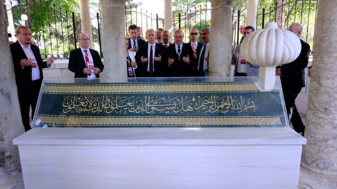 Mansur Yavaş’tan Akşehir’de Anlamlı Ziyaret