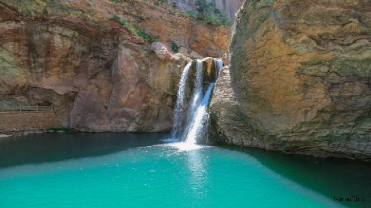 Doğanın kalbinde gizli cennet: Düden Şelalesi