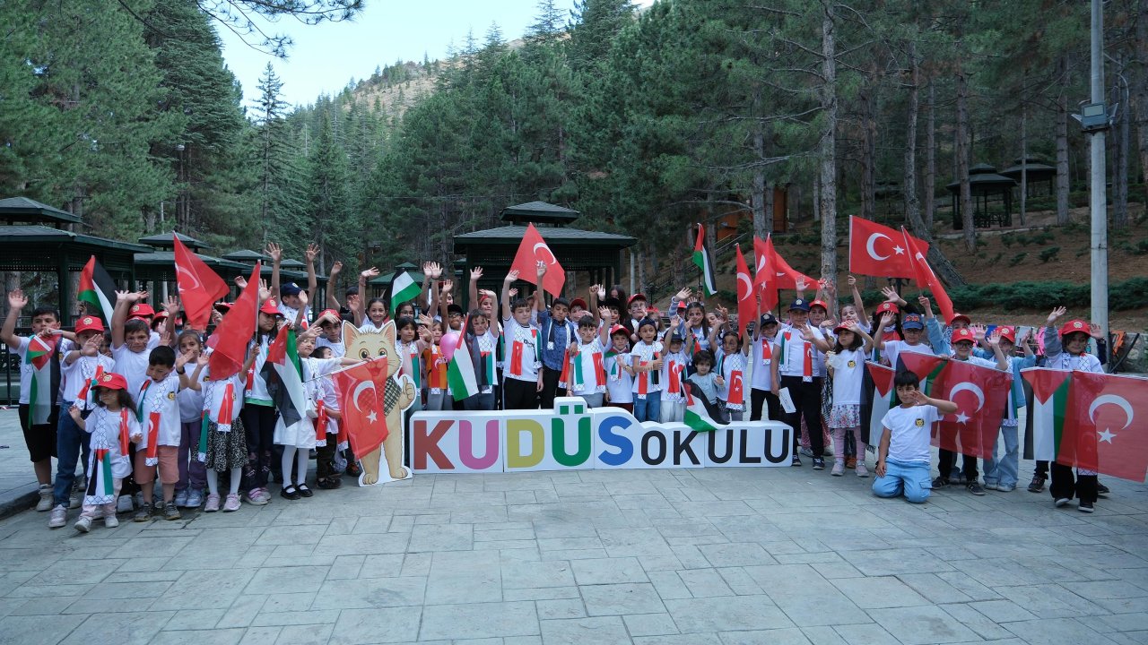 Konya Büyükşehir'den Kudüs Okulu Çocuk Şenliği