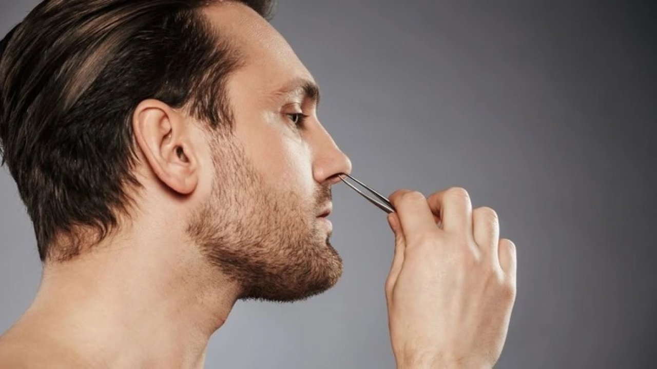 Burun kıllarını koparmak tehlikeli olabilir! Uzmanlar uyarıyor!