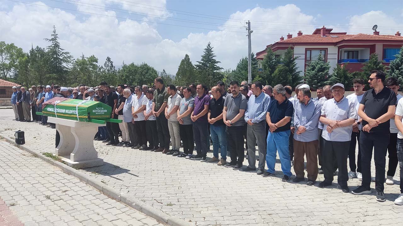 Şen ailesinin acı günü: Ayşe Şen son yolculuğuna uğurlandı