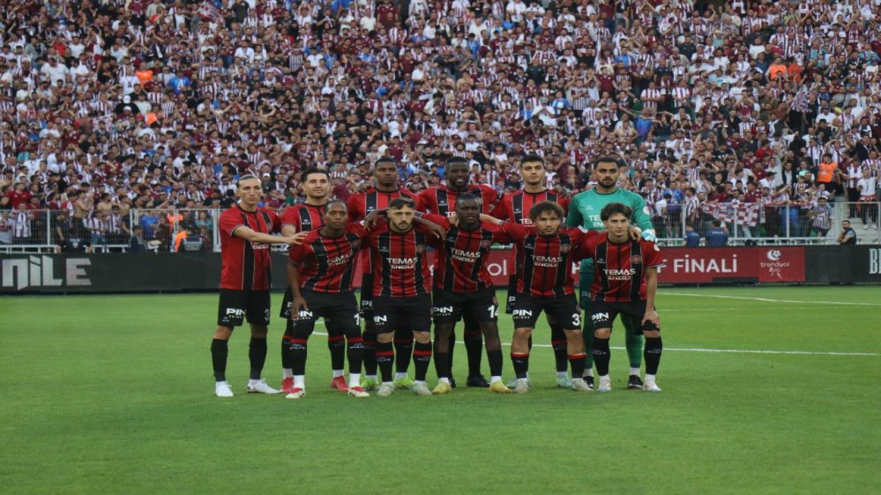 Fatih Karagümrük 1 yıl sonra yeniden Süper Lig'de