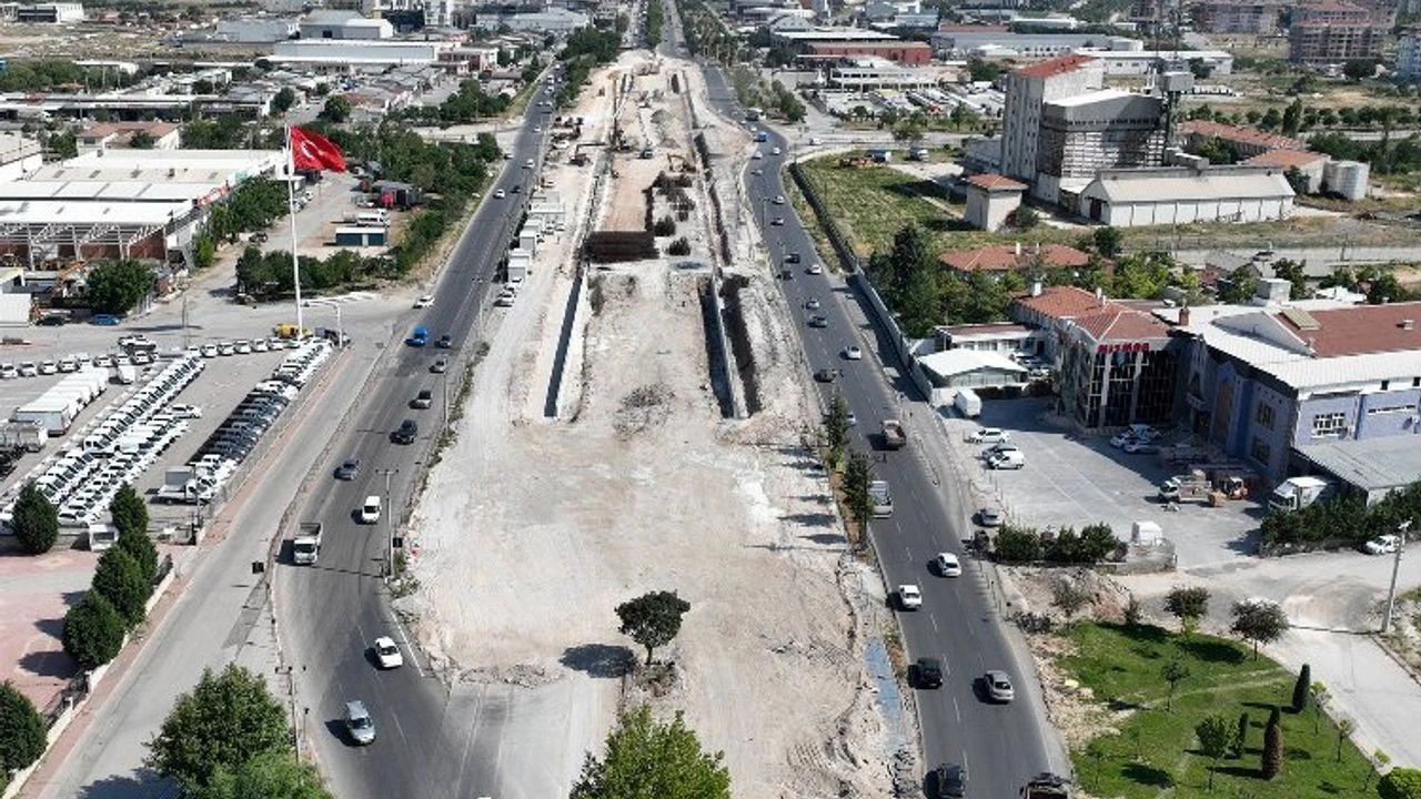 Sedirler Caddesi trafiğe kapanıyor