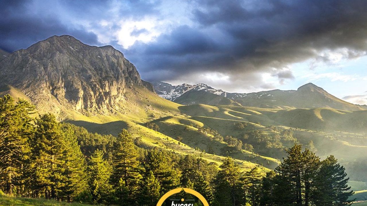 Dedegül Dağı’nın Zirvesindeki Gizemli Cennet: Karagöl ve Efsaneleri!