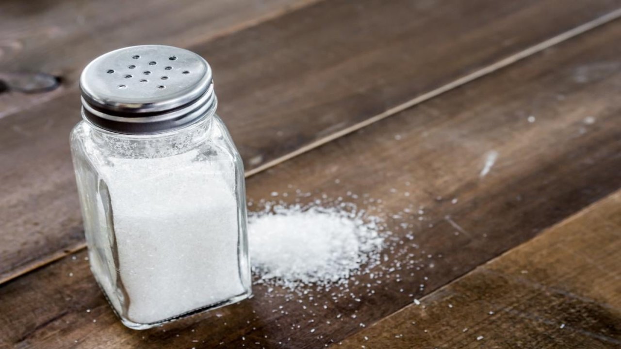 Tuz ne kadar tüketilmeli? Fazlası zarar, azı hayati: İşte tuz hakkında bilmeniz gerekenler!