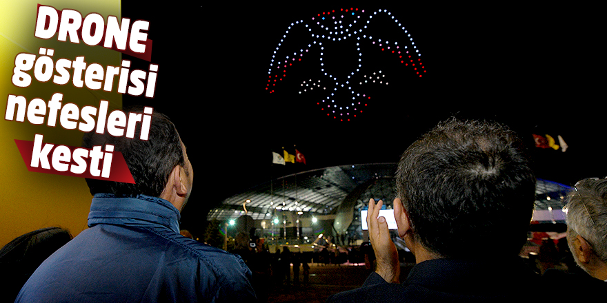 İlk Kez Düzenlenen Drone Gösterisi Nefes Kesti