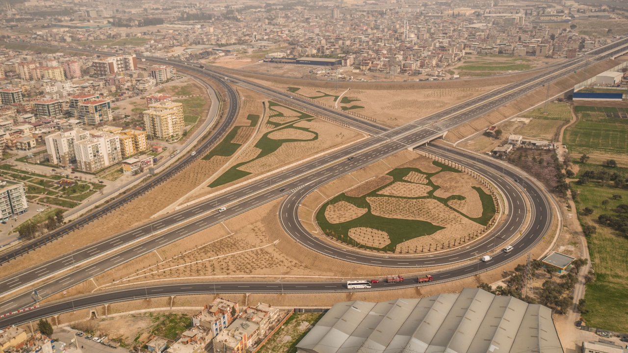 Kurban Bayramı’nda köprü ve otoyollar ücretsiz, Türkiye genelinde yol çalışmaları devam ediyor