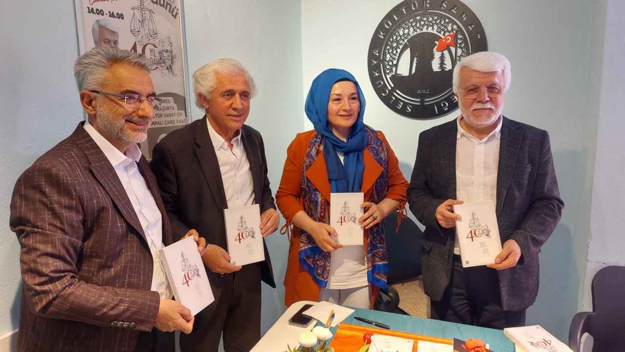 Ahmet Özer Selçukya'da okurlarıyla bir araya geldi