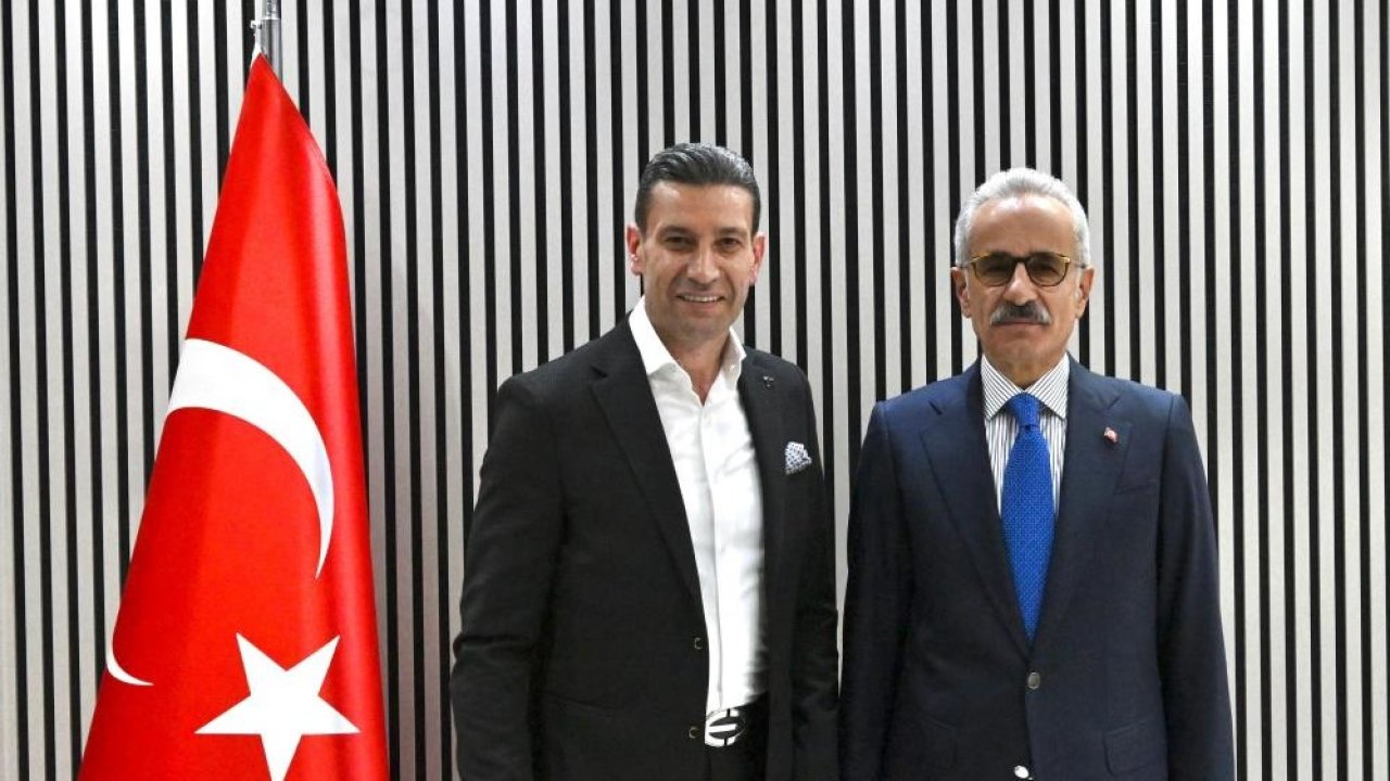 Bakan Uraloğlu'ndan Türkiye Boks Federasyonu Başkanı Suat Hekimoğlu'na ziyaret