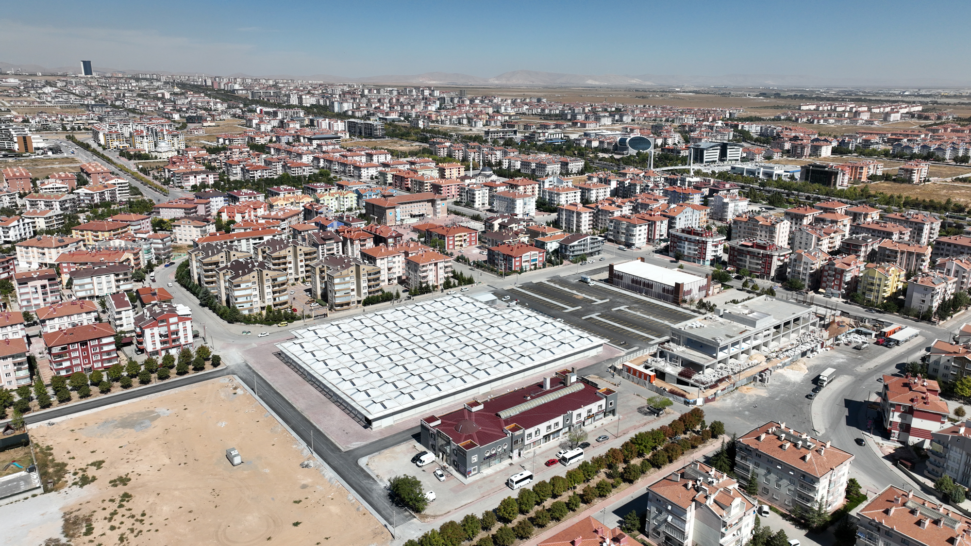 Yazır Kapalı Pazar’ı Açılıyor