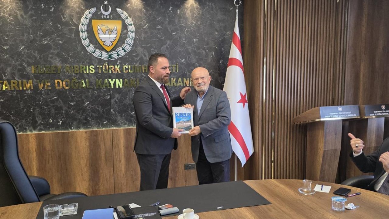 Kamil Uğurlu'nun yeni kitabı Kıbrıs Şehrengizi tanıtıldı!