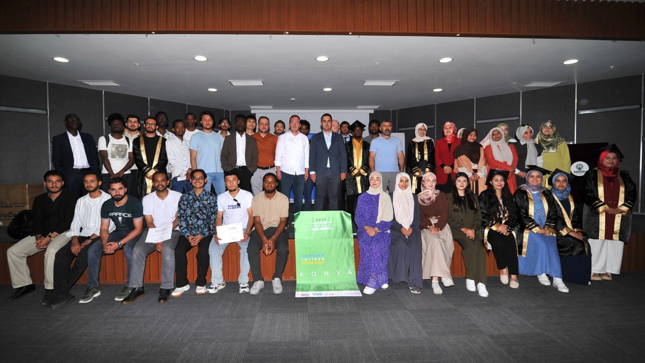 İki Doğu İki Batı’dan Mezuniyet Programı!