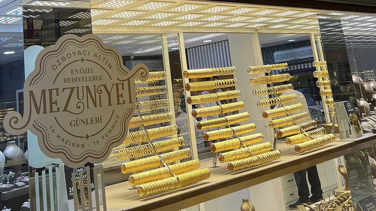 Özboyacı Altın’da Mezuniyet Hediyesi Günleri Başladı