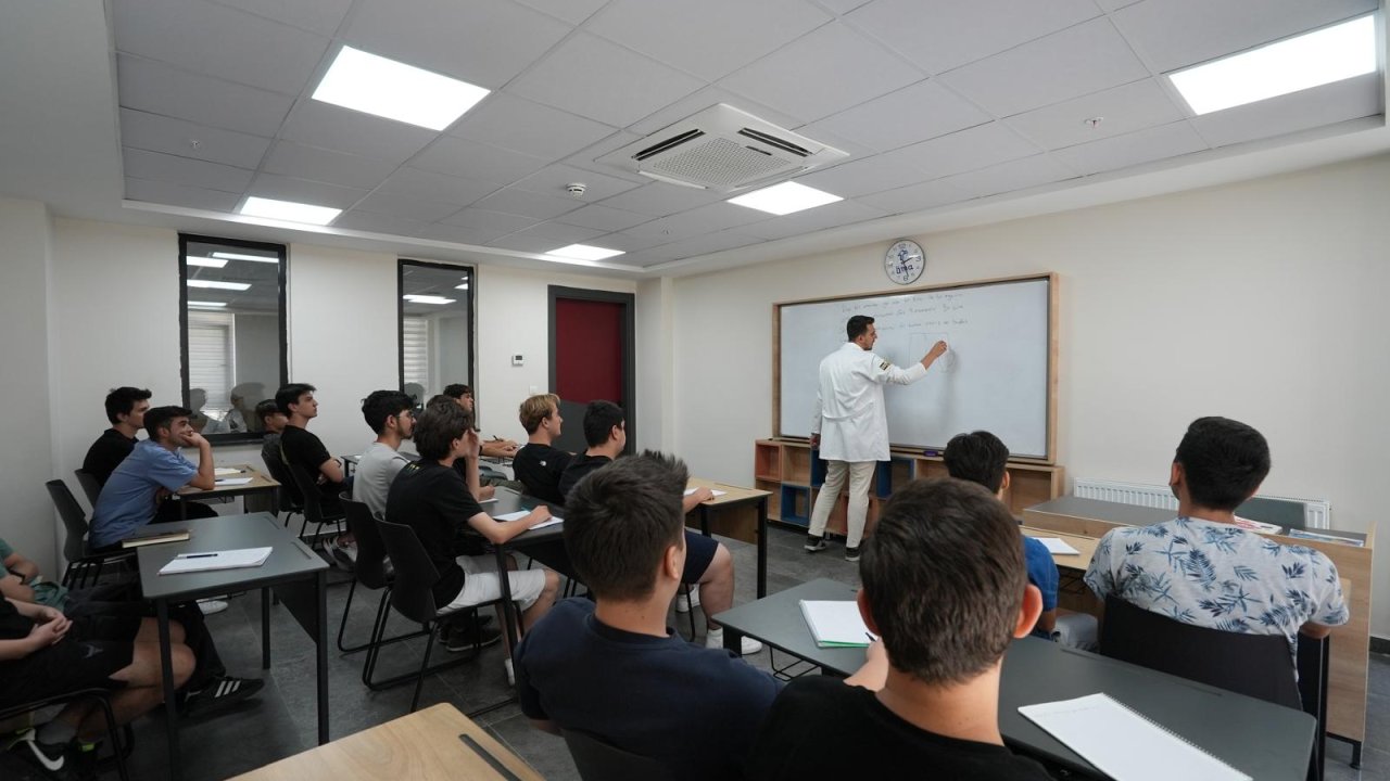 LİMA'da yaz dönemi kayıtları başladı